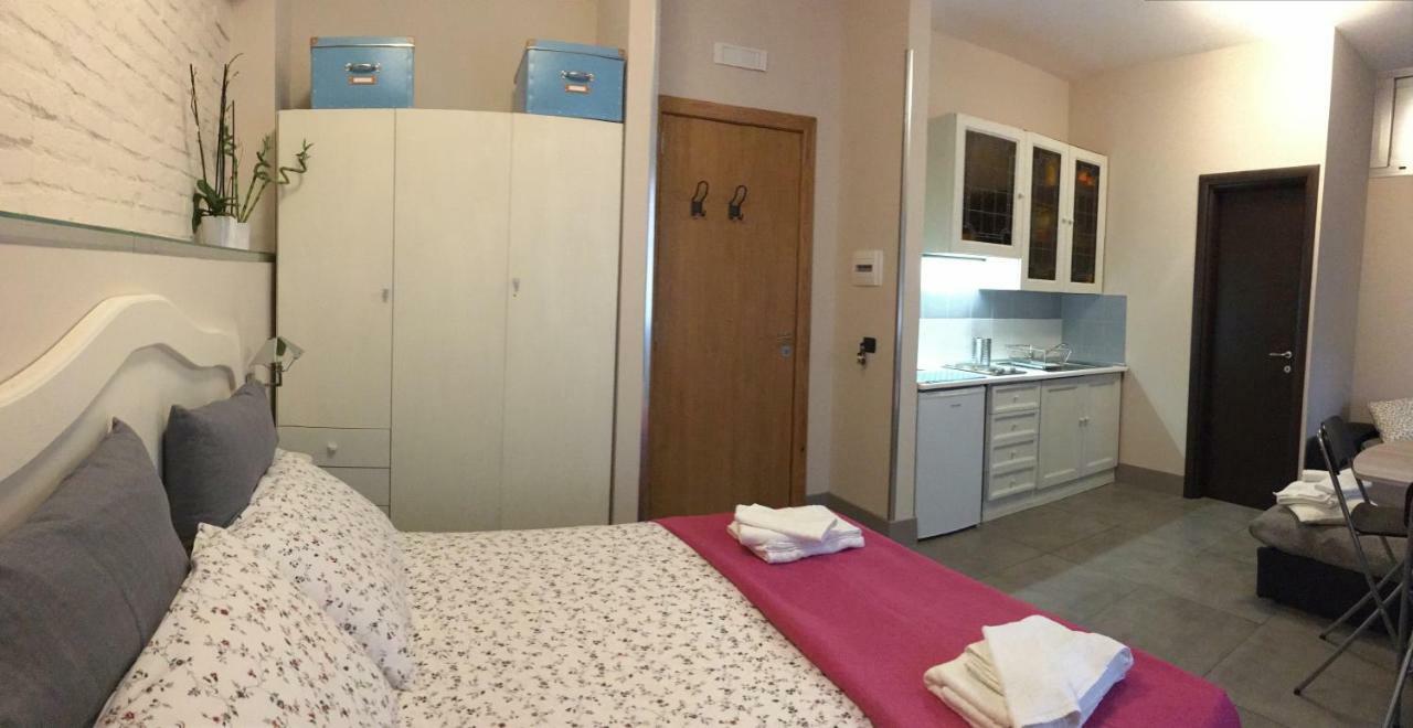 Two Sisters Suites Napoli Eksteriør billede