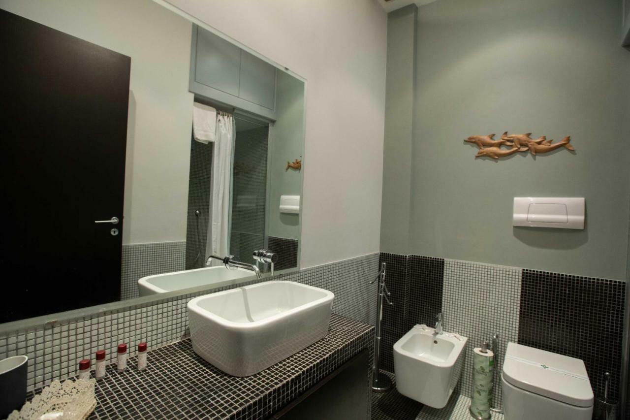 Two Sisters Suites Napoli Eksteriør billede